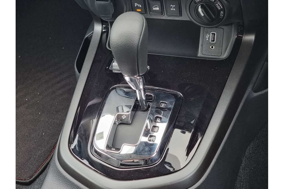 2025 Nissan Navara PRO-4X D23 4X4