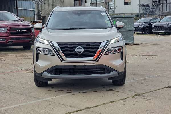 2024 Nissan X-TRAIL ST-L T33