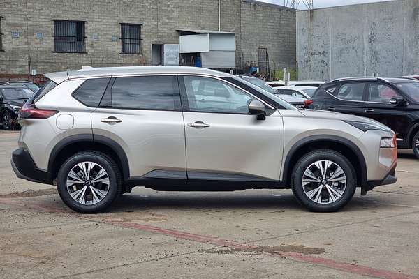 2024 Nissan X-TRAIL ST-L T33