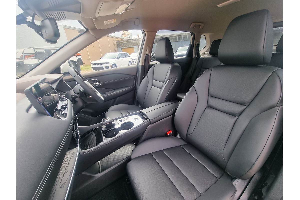2024 Nissan X-TRAIL ST-L T33
