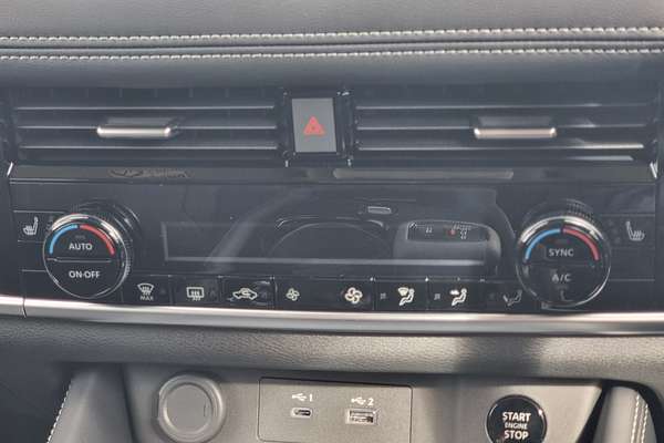 2024 Nissan X-TRAIL ST-L T33