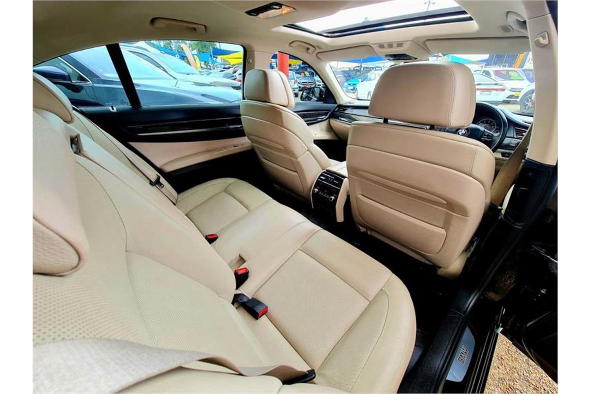 2011 BMW 7 Series 740i F01