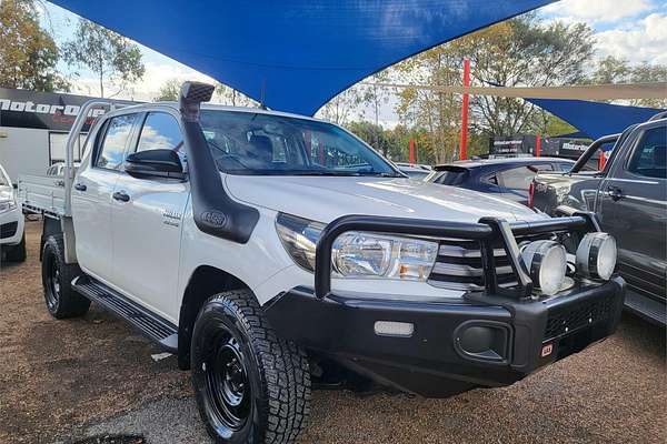 2017 Toyota Hilux SR GUN126R 4X4