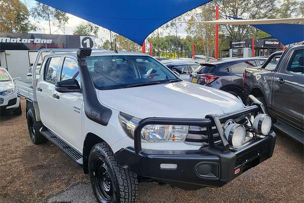 2017 Toyota Hilux SR GUN126R 4X4