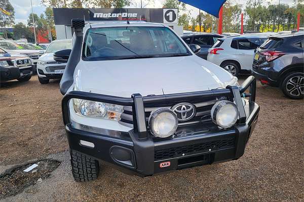 2017 Toyota Hilux SR GUN126R 4X4