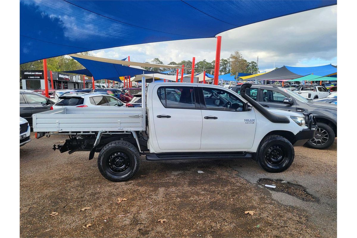 2017 Toyota Hilux SR GUN126R 4X4