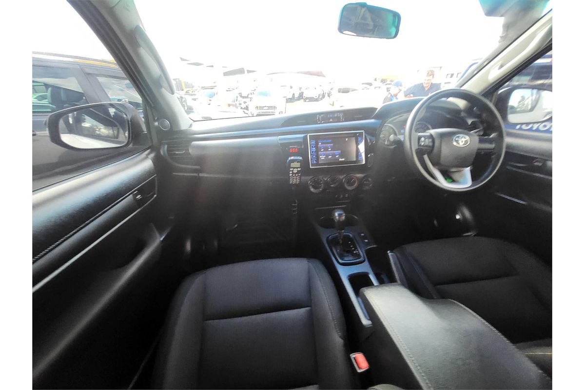 2017 Toyota Hilux SR GUN126R 4X4