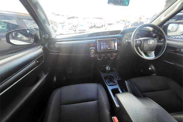 2017 Toyota Hilux SR GUN126R 4X4