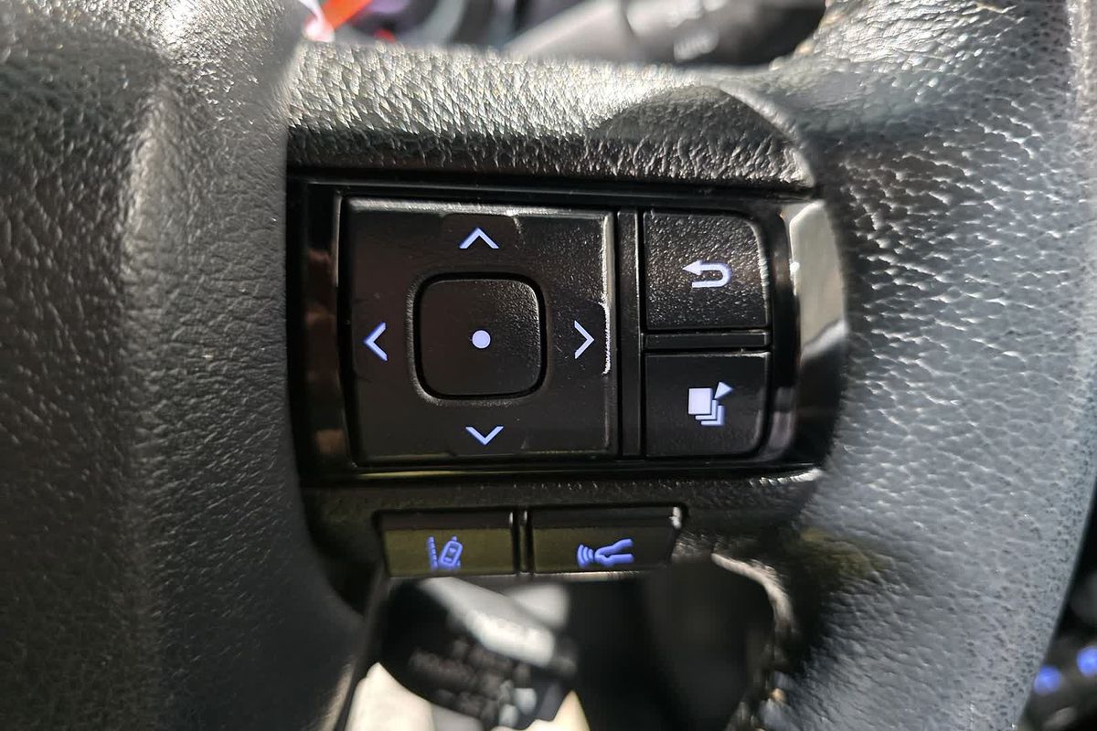 2019 Toyota Hilux Rugged X GUN126R 4X4