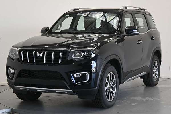 2025 Mahindra Scorpio Z8L
