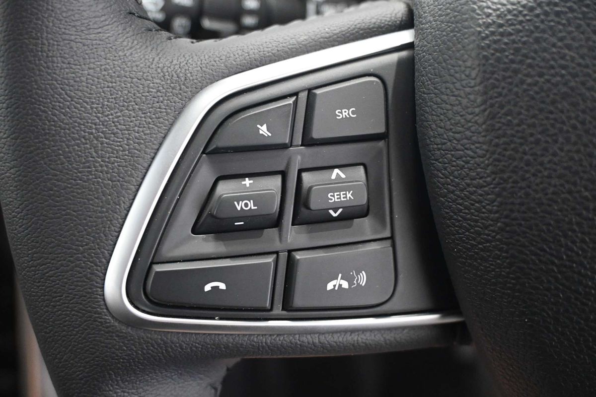 2025 Mahindra Scorpio Z8L