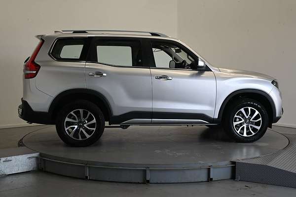 2023 Mahindra Scorpio Z8L