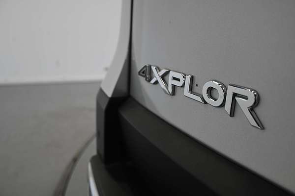 2023 Mahindra Scorpio Z8L