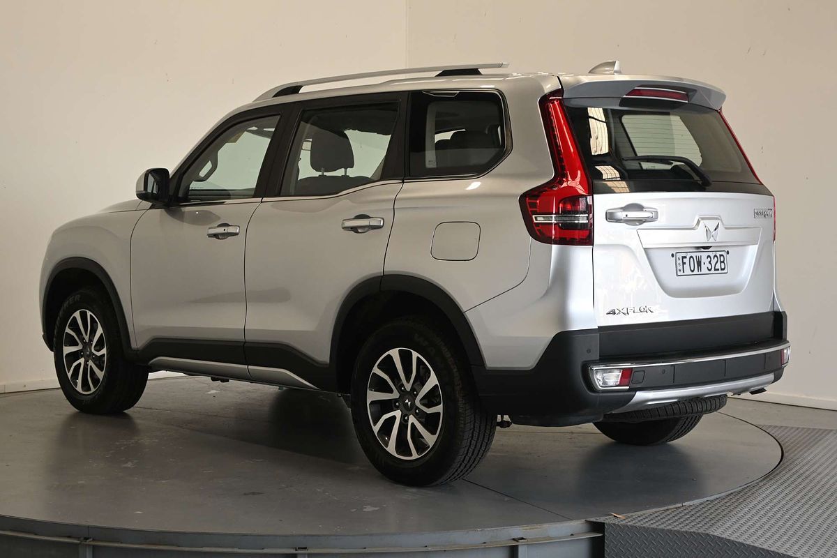 2023 Mahindra Scorpio Z8L