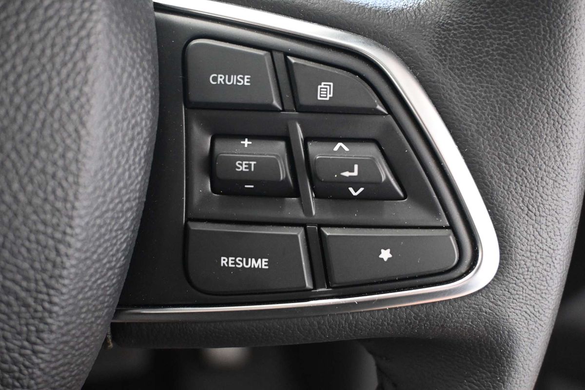 2023 Mahindra Scorpio Z8L