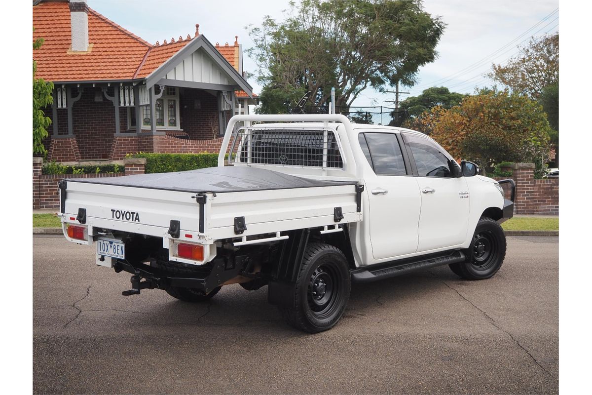 2016 Toyota HILUX SR (4x4) GUN126R
