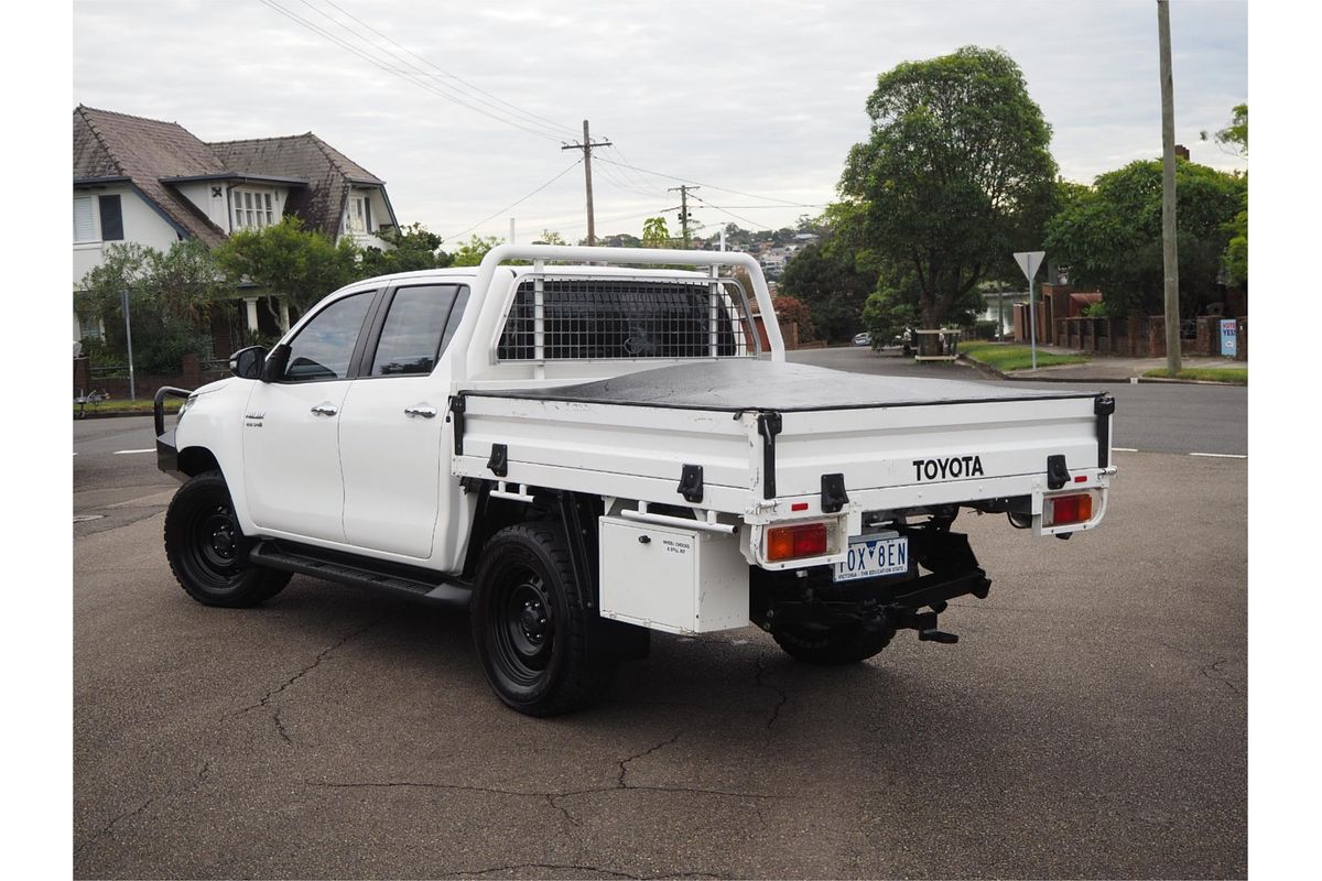 2016 Toyota HILUX SR (4x4) GUN126R