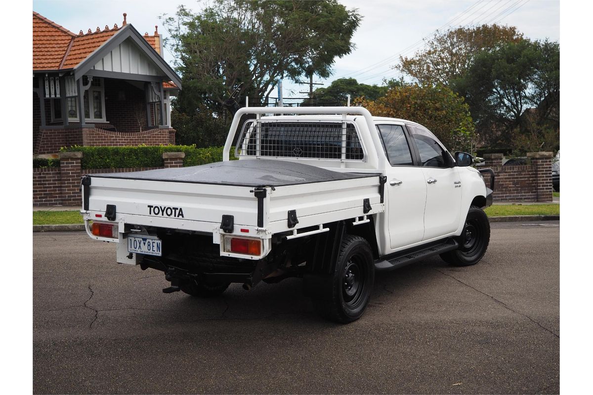 2016 Toyota HILUX SR (4x4) GUN126R