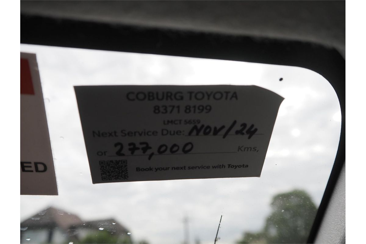 2016 Toyota HILUX SR (4x4) GUN126R