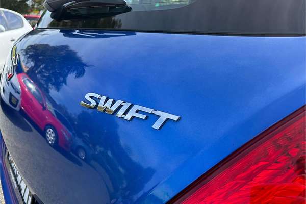 2011 Suzuki Swift GL FZ