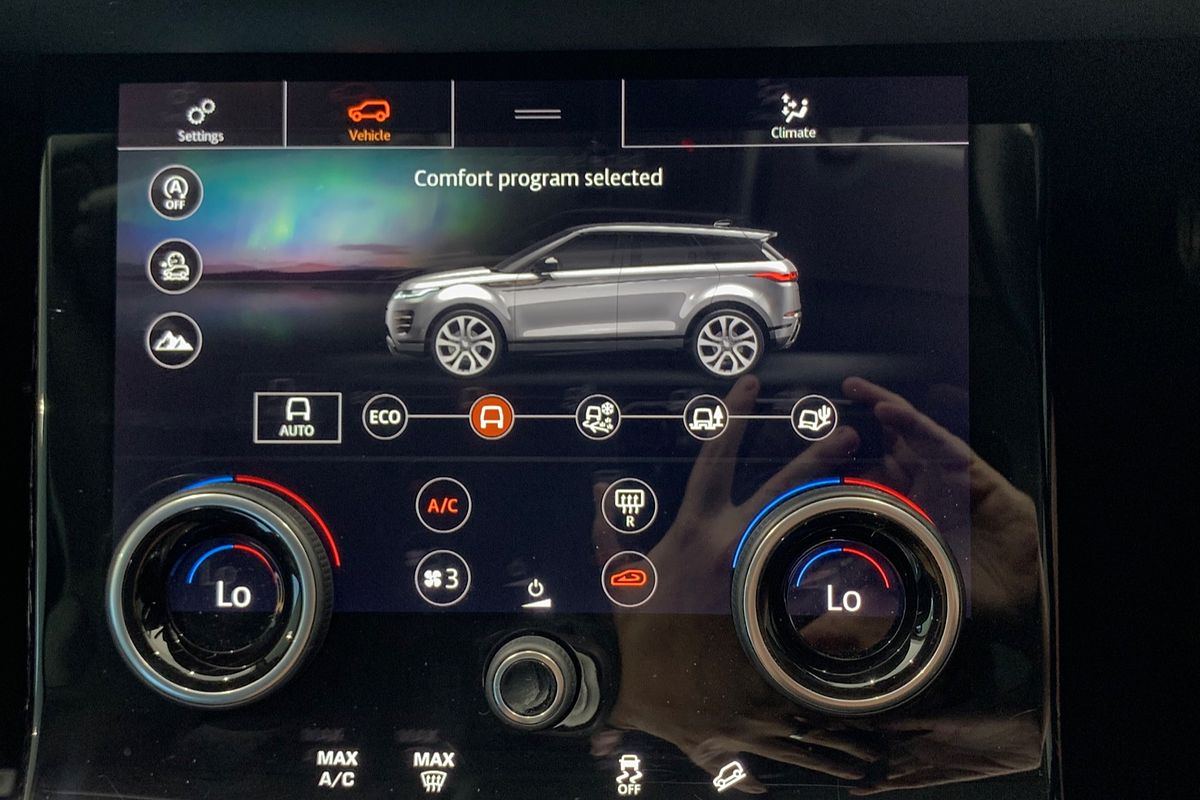 2019 Land Rover Range Rover Evoque P200 SE L551