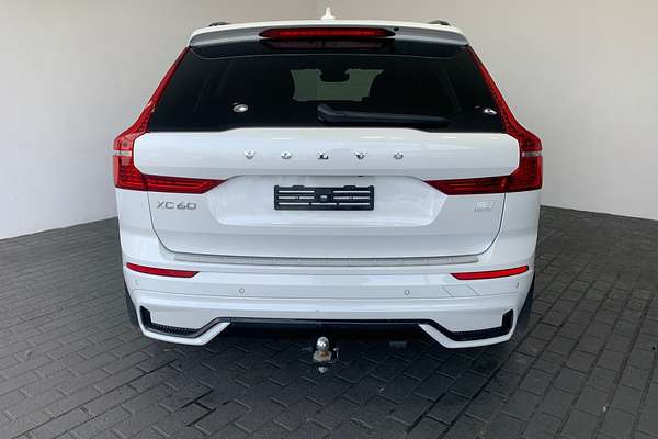 2022 Volvo XC60 Recharge Ultimate T8 Plug-In Hybrid