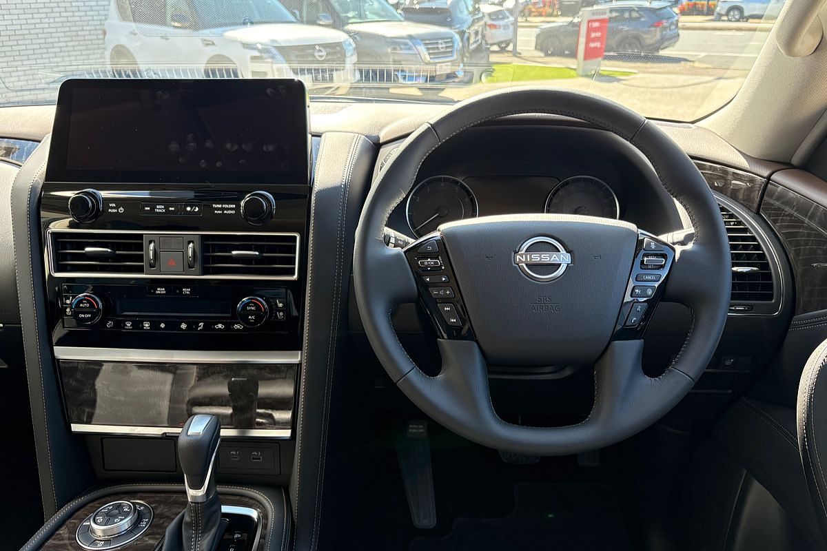 2025 Nissan Patrol Ti-L Y62