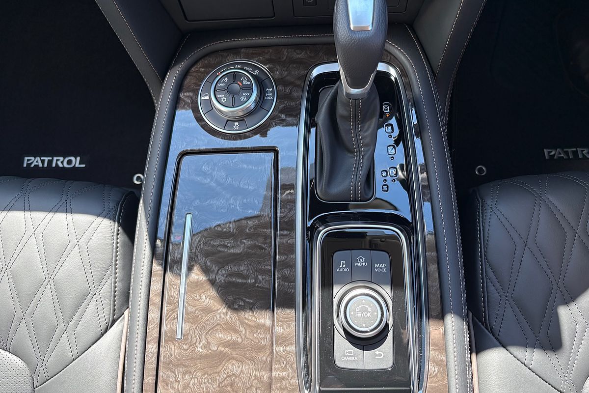 2025 Nissan Patrol Ti-L Y62