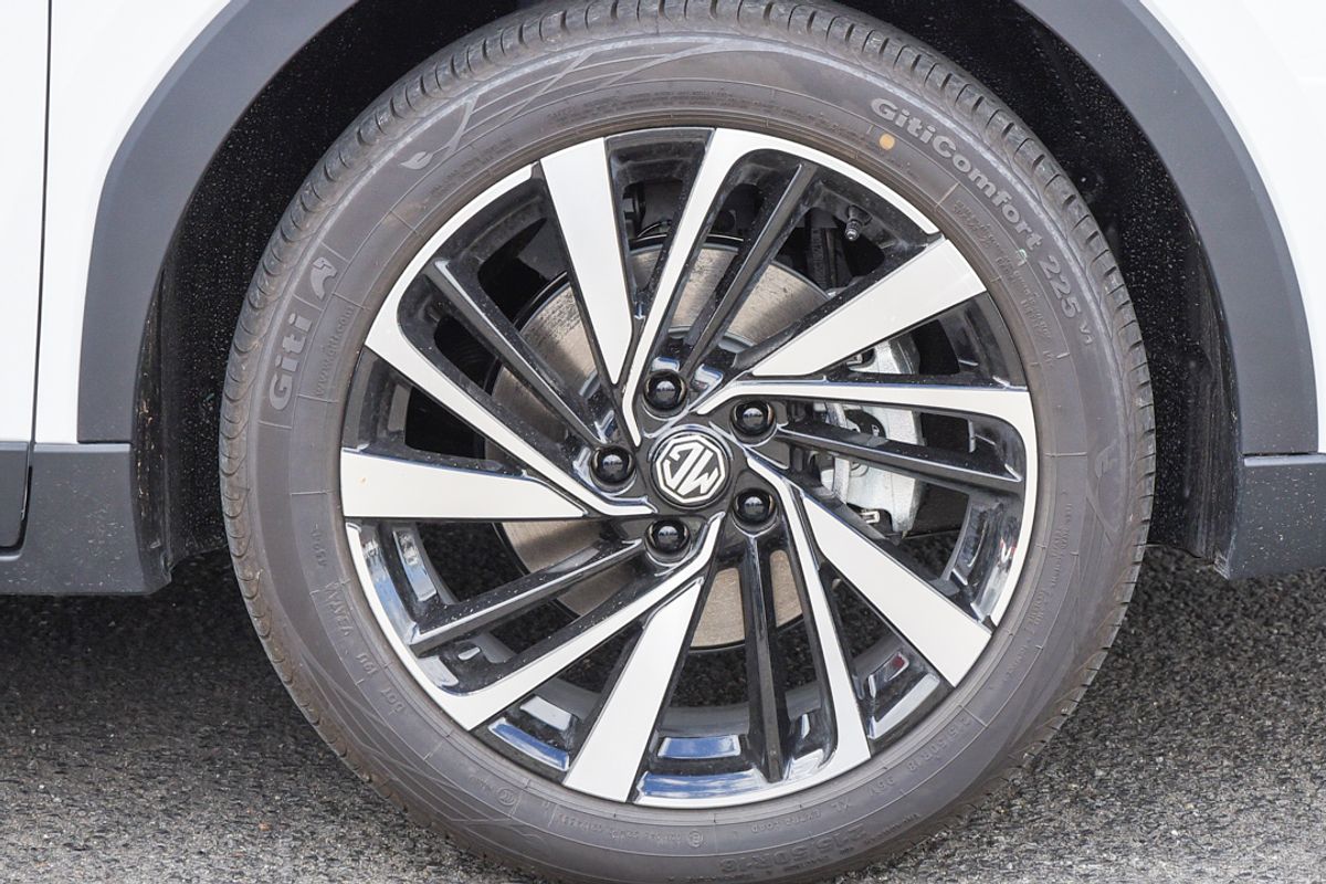 2024 MG ZS Essence Hybrid+ ZS32