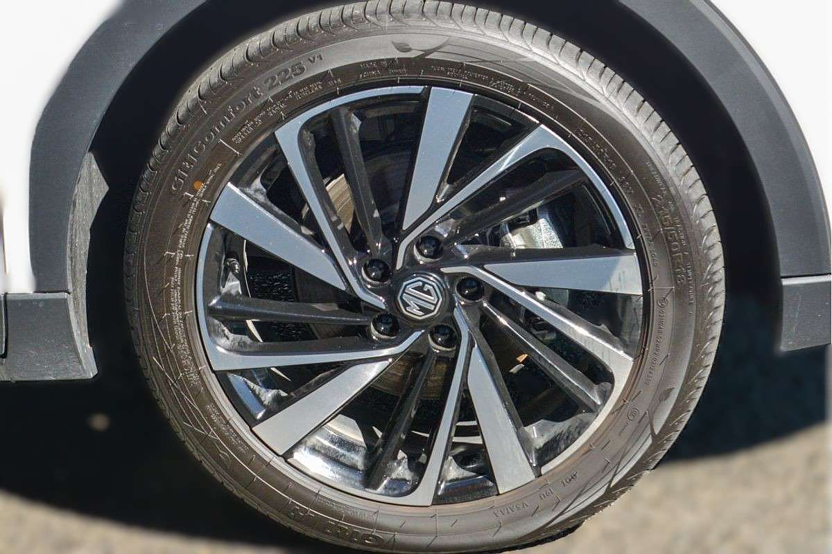 2024 MG ZS Essence Hybrid+ ZS32