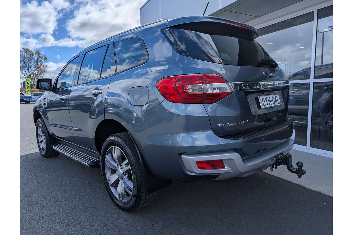 2017 Ford Everest Titanium UA