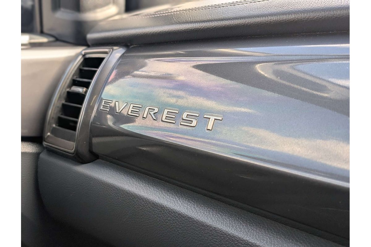2017 Ford Everest Titanium UA