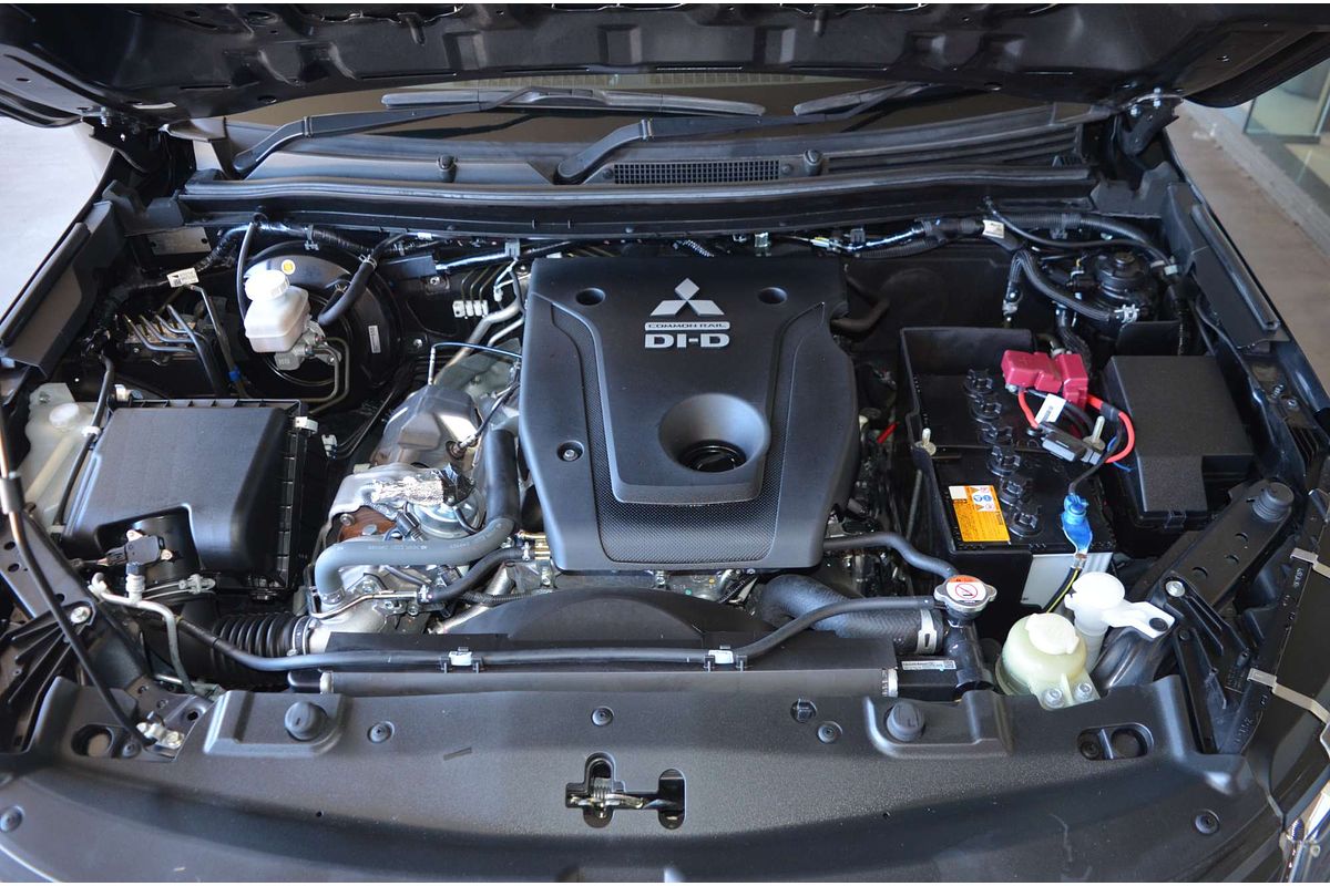 2023 Mitsubishi Triton GLX-R MR 4X4