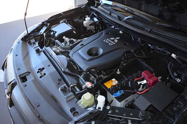 2023 Mitsubishi Triton GLX-R MR 4X4