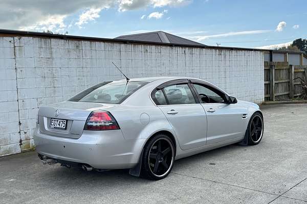 2007 Holden COMMODORE CALAIS SEDAN V6 AUTO