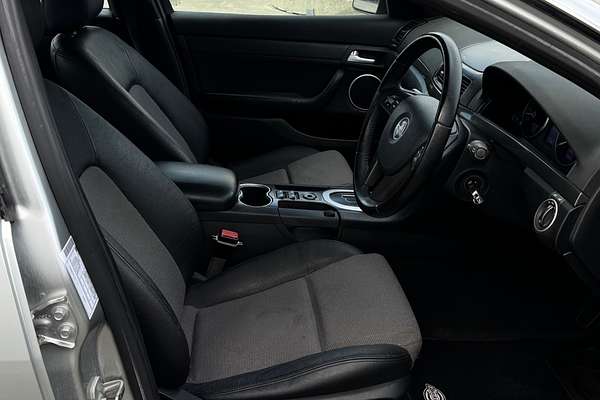 2007 Holden COMMODORE CALAIS SEDAN V6 AUTO
