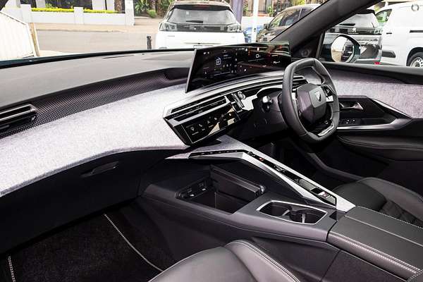 2025 Peugeot 3008 GT Premium Hybrid P64