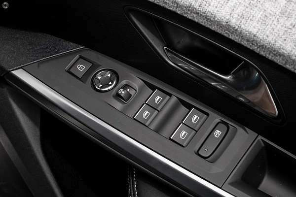2025 Peugeot 3008 GT Premium Hybrid P64