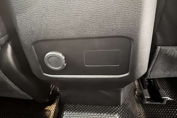 2024 Mitsubishi Triton GLX MV 4X4