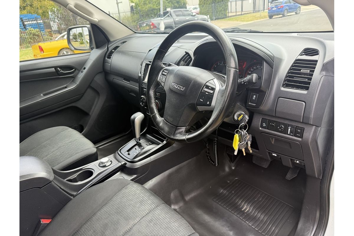 2017 Isuzu D-MAX SX 4X4