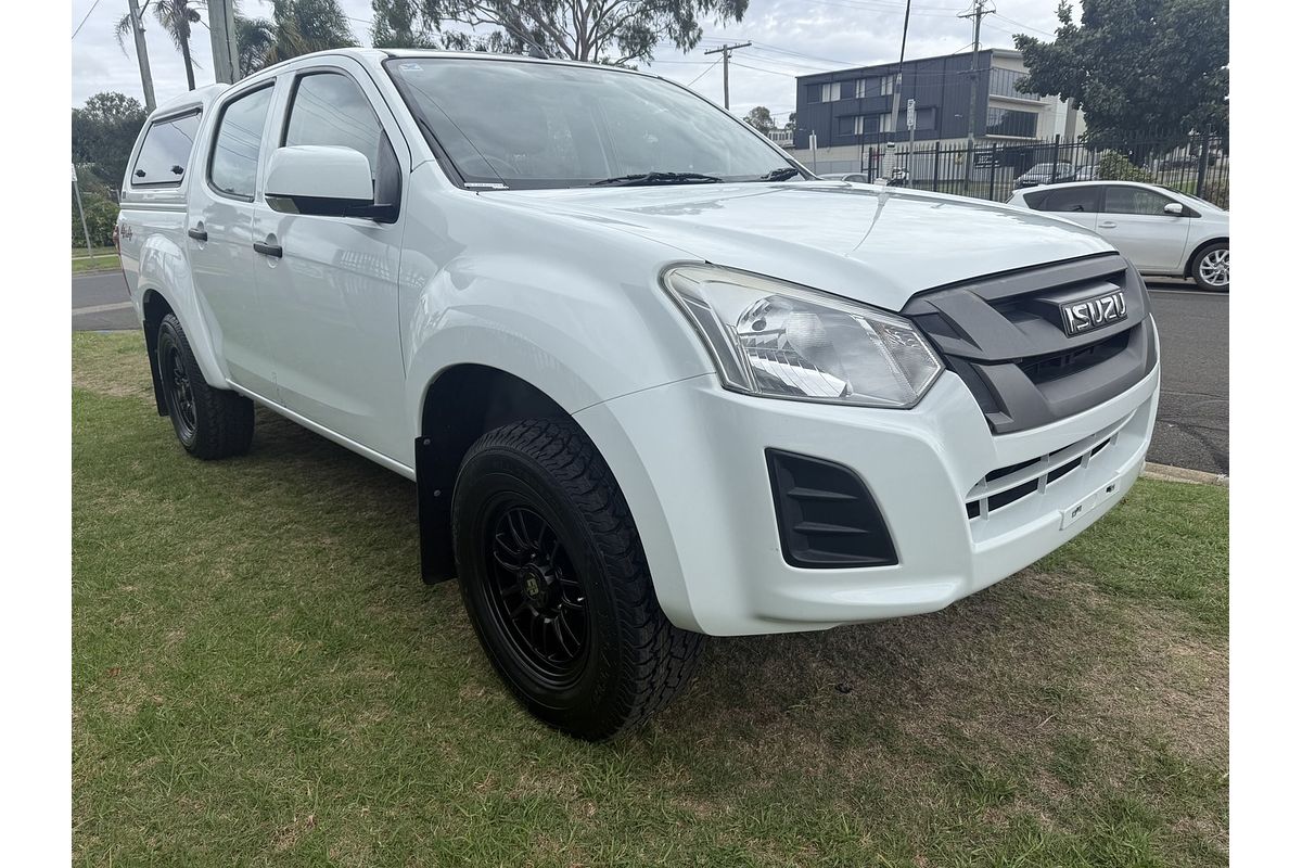 2017 Isuzu D-MAX SX 4X4