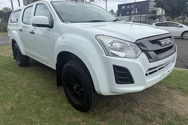 2017 Isuzu D-MAX SX 4X4