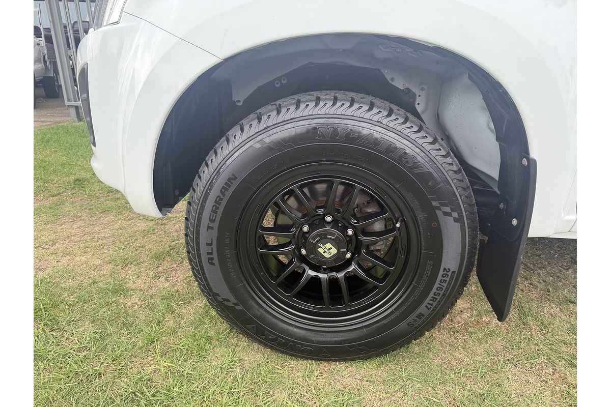 2017 Isuzu D-MAX SX 4X4