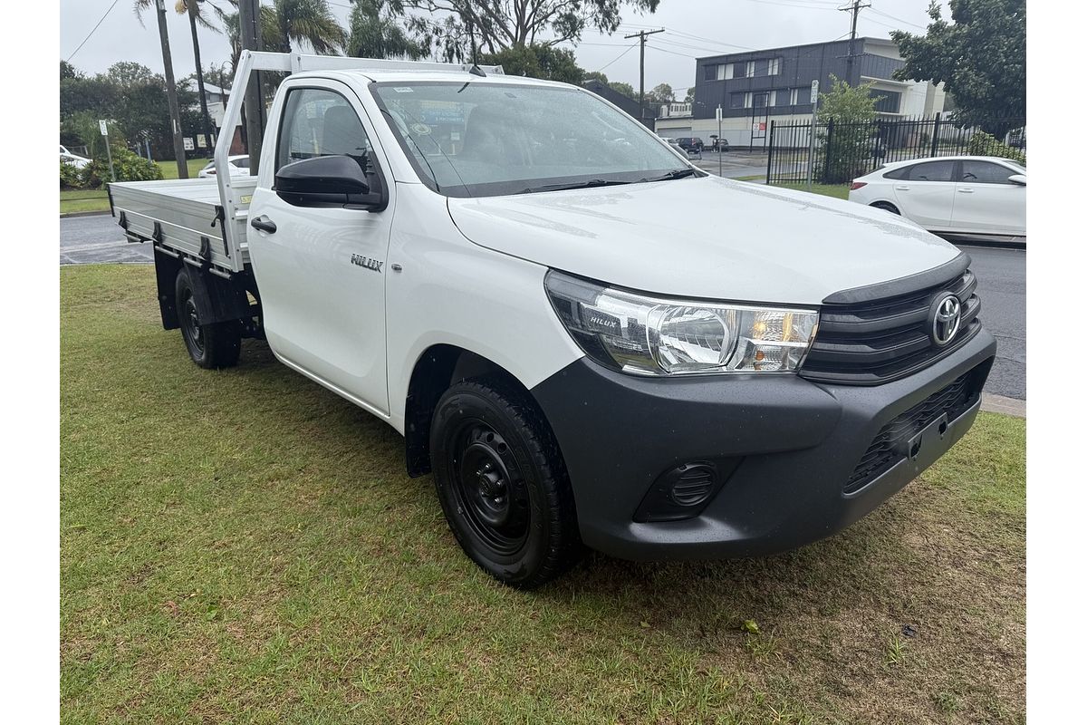 2015 Toyota Hilux Workmate TGN121R Rear Wheel Drive