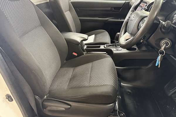 2015 Toyota Hilux Workmate TGN121R Rear Wheel Drive