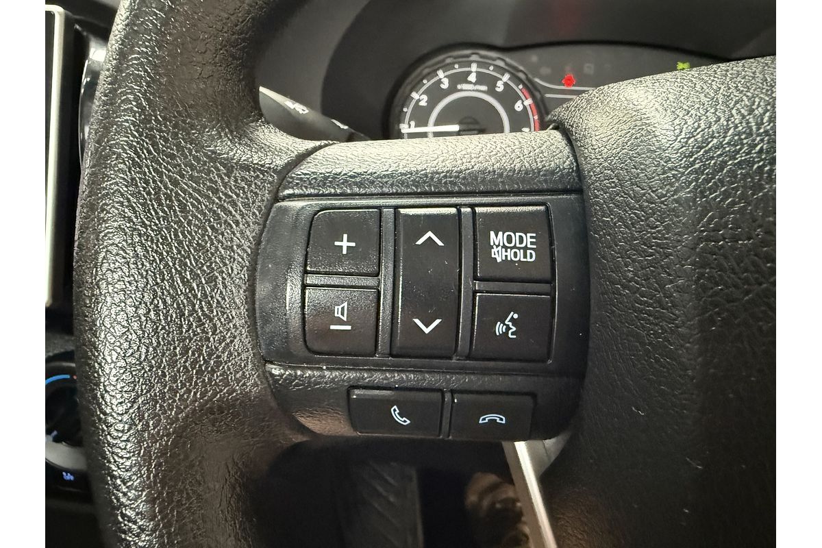 2015 Toyota Hilux Workmate TGN121R Rear Wheel Drive