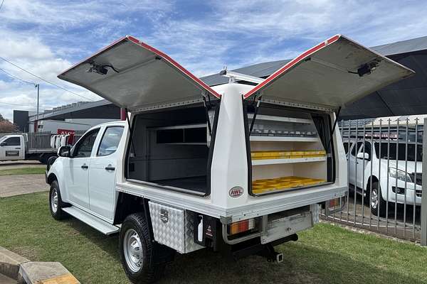 2017 Isuzu D-MAX SX 4X4