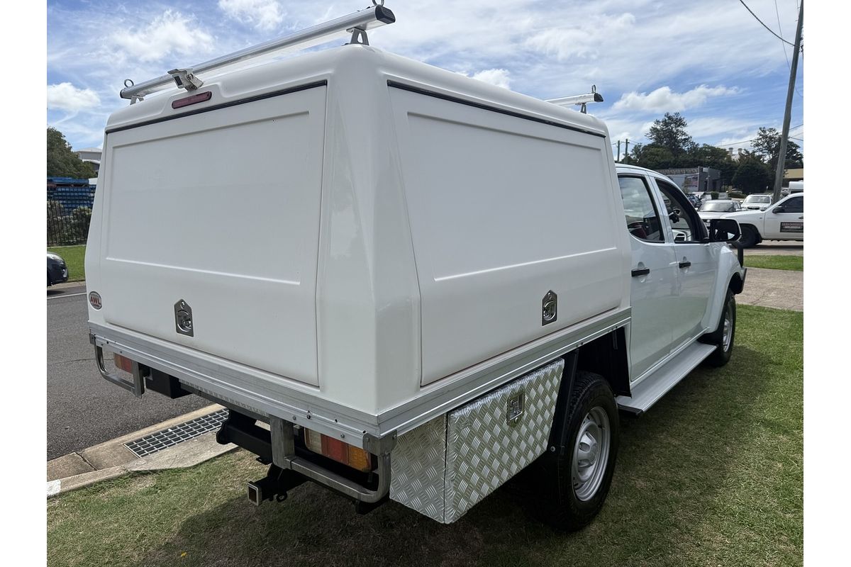 2017 Isuzu D-MAX SX 4X4