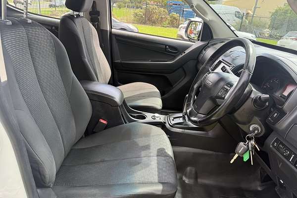 2017 Isuzu D-MAX SX 4X4