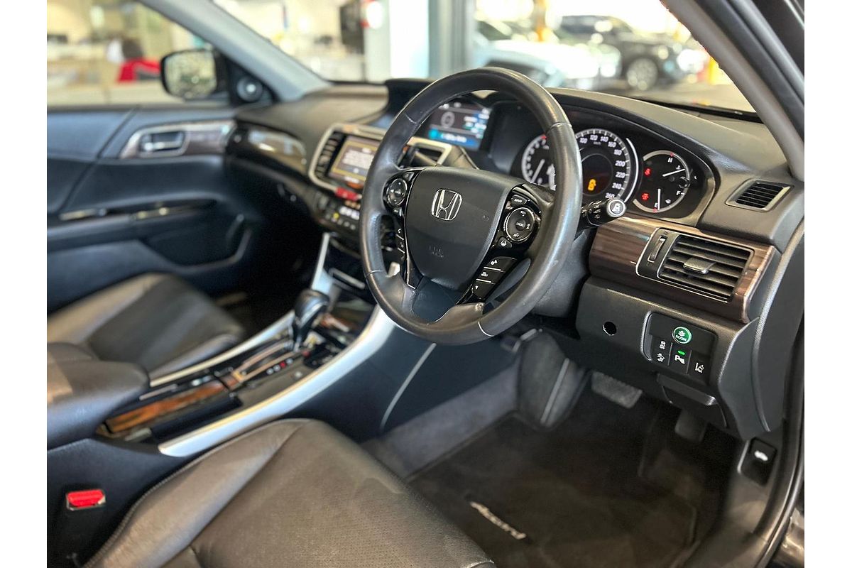 2018 Honda Accord V6L 9th Gen